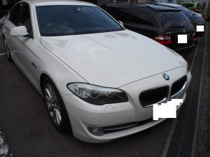 BMWF10 535Iﾀｲﾔ交換､ﾎｲﾙｱﾗｲﾒﾝﾄ