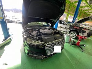 アウディＡ４アヴァント車検整備
