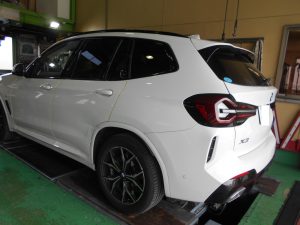 ＢＭＷＸ３ Ｇ０１左側面事故修理