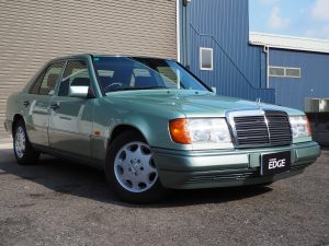 姫路市｜外車の板金・塗装、自動車整備・車検｜有限会社アサダメルセデスベンツ Ｅ２２０ スタンドックス認定塗料にて全塗装 レストア済