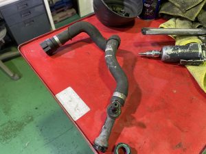 ボルボＸＣ６０ＬＬＣ漏れ修理