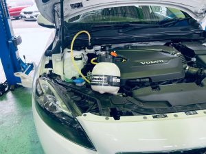 ボルボＶ４０車検整備