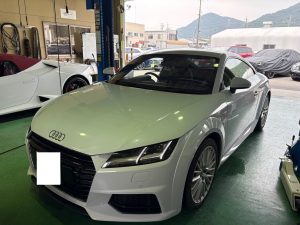 アウディＴＴクーペ　エアコン風出ない・エンジンオイル交換