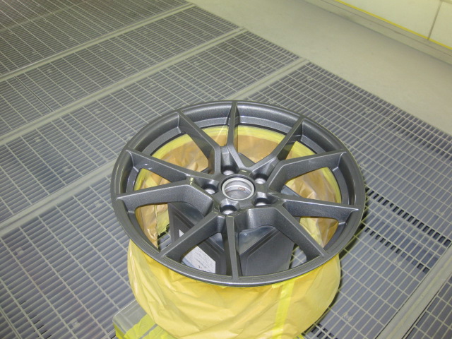 ポルシェカイエンアルミホイールガリキズ修理